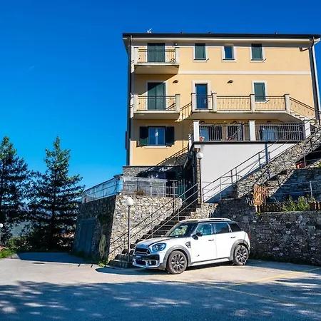 Quiete Ed Eleganza, Sospesi Tra Mare E Monti Apartment Bocco