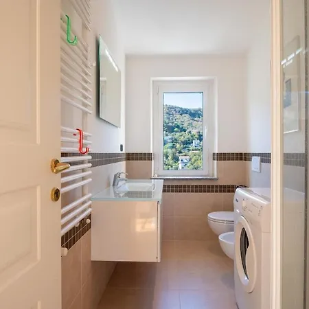Apartment Quiete Ed Eleganza, Sospesi Tra Mare E Monti Bocco