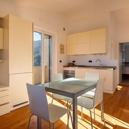 Apartment Quiete Ed Eleganza, Sospesi Tra Mare E Monti *