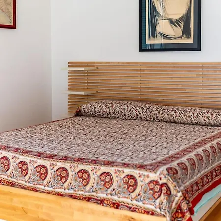 Quiete Ed Eleganza, Sospesi Tra Mare E Monti Apartment *