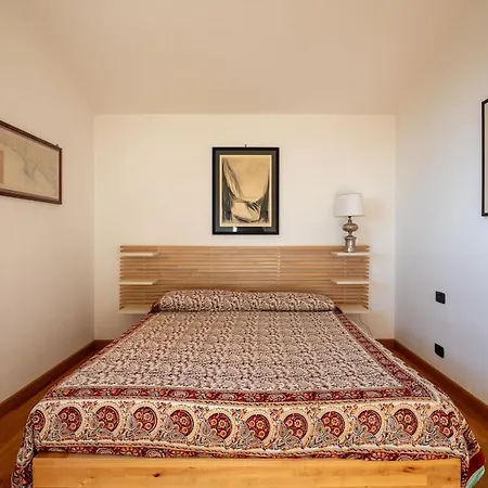 Apartment Quiete Ed Eleganza, Sospesi Tra Mare E Monti Bocco
